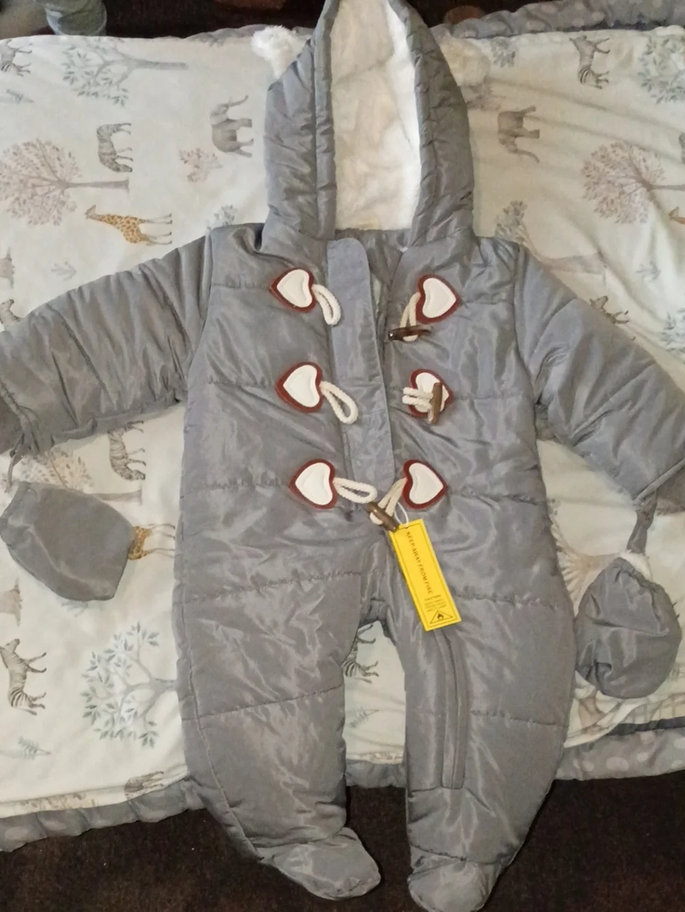SHEIN Gray Hooded Baby One-Piece Snowsuit with Heart Toggle Accents